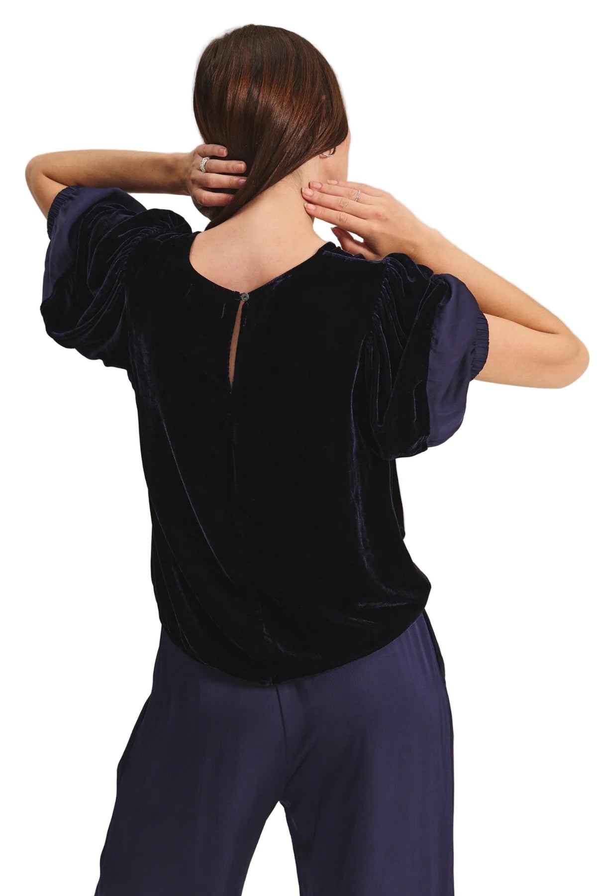 TARYN TOP - Blouses - Sassanova