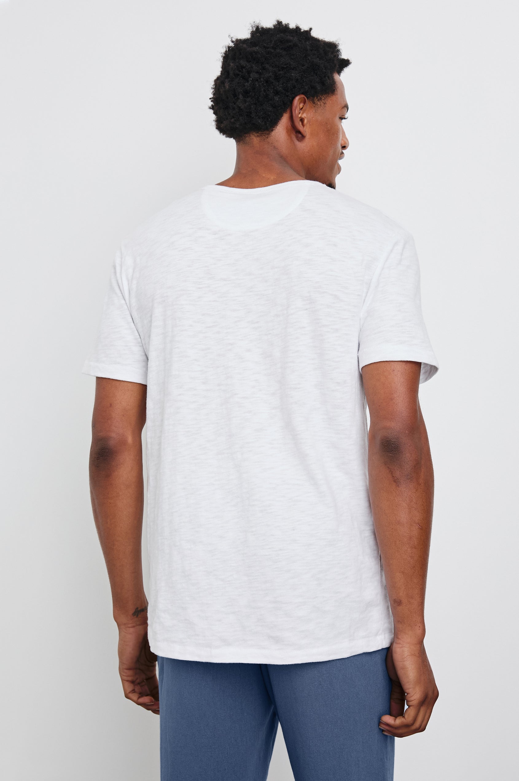 NEIL SHORT SLEEVE SHIRT - T-shirts - Novaman