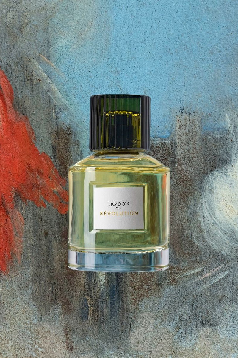 REVOLUTION EAU DE PARFUM - Sassanova