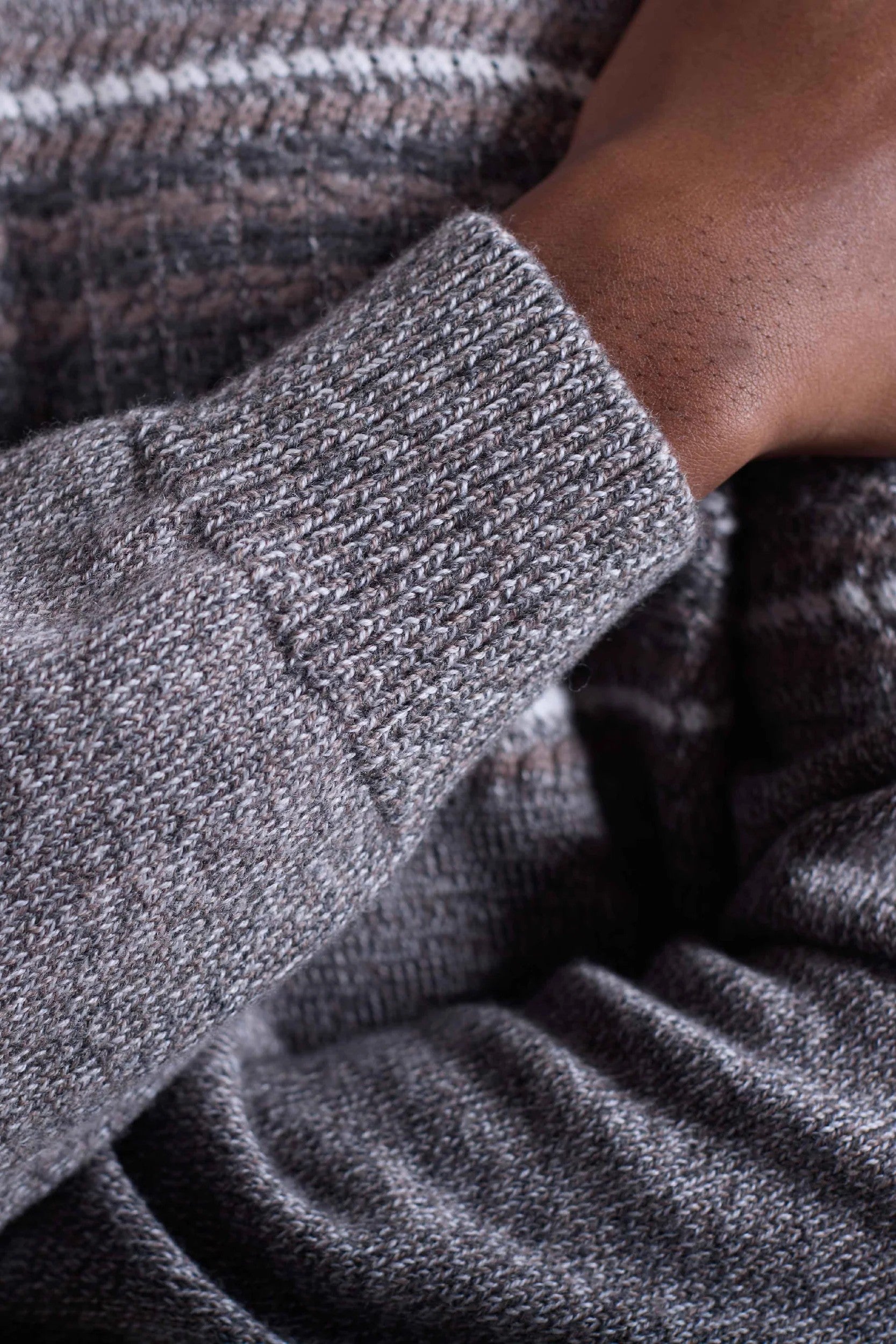 L/S CREW NECK SWEATER - novaman