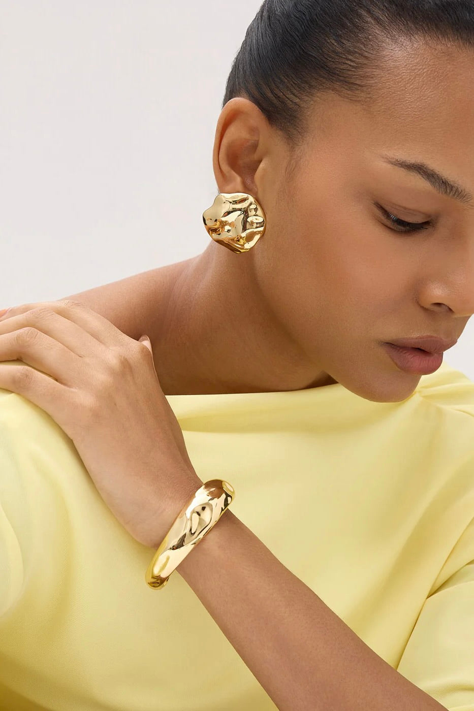 TATUM CUFF- GLD
sassanova