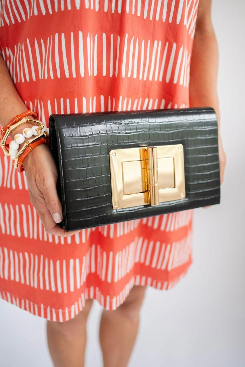LILLIAN CROC CLUTCH
sassanova