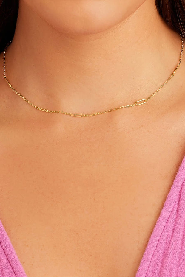 ZOEY LINK NECKLACE- GOLD