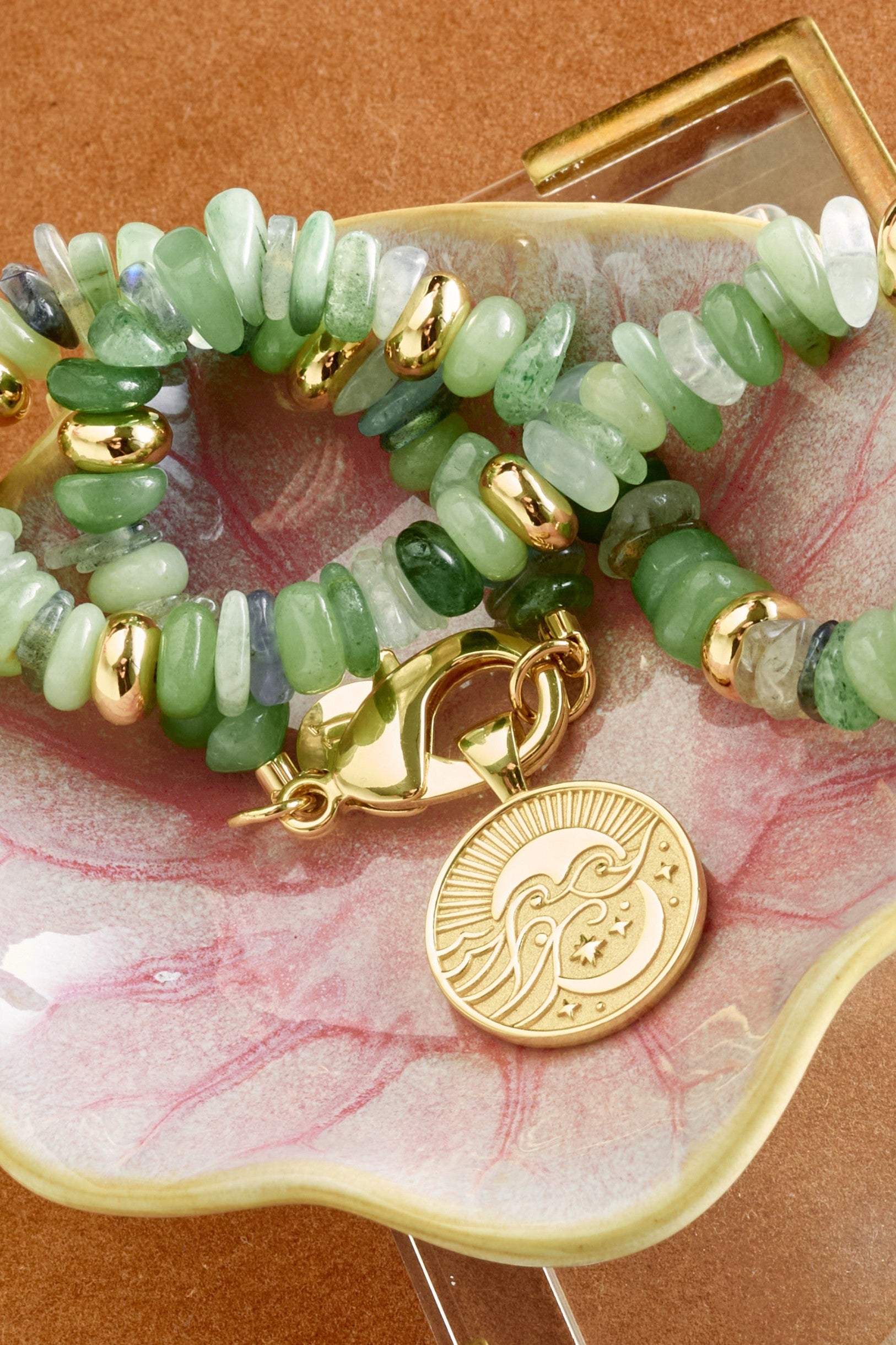 STRONG SEAGLASS BEADED NECKLACE - Necklaces - Sassanova