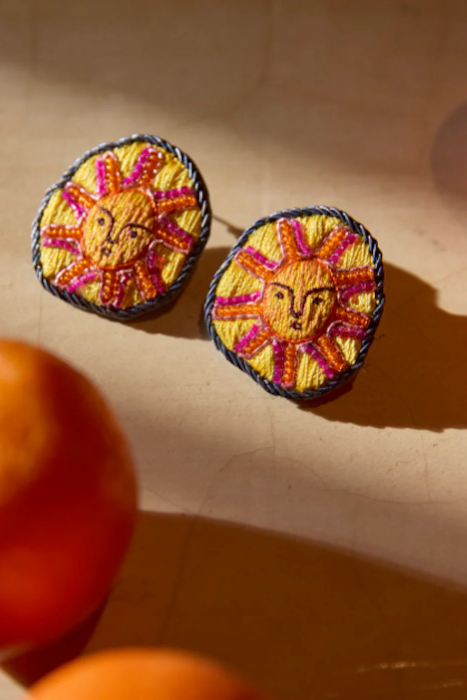SONRISA STUDS- ORANGE MULTI - Earrings - Sassanova