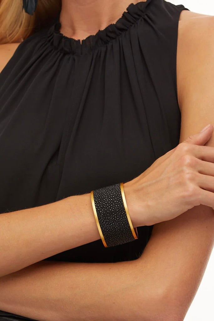 MOLLY WIDE CUFF
sassanova