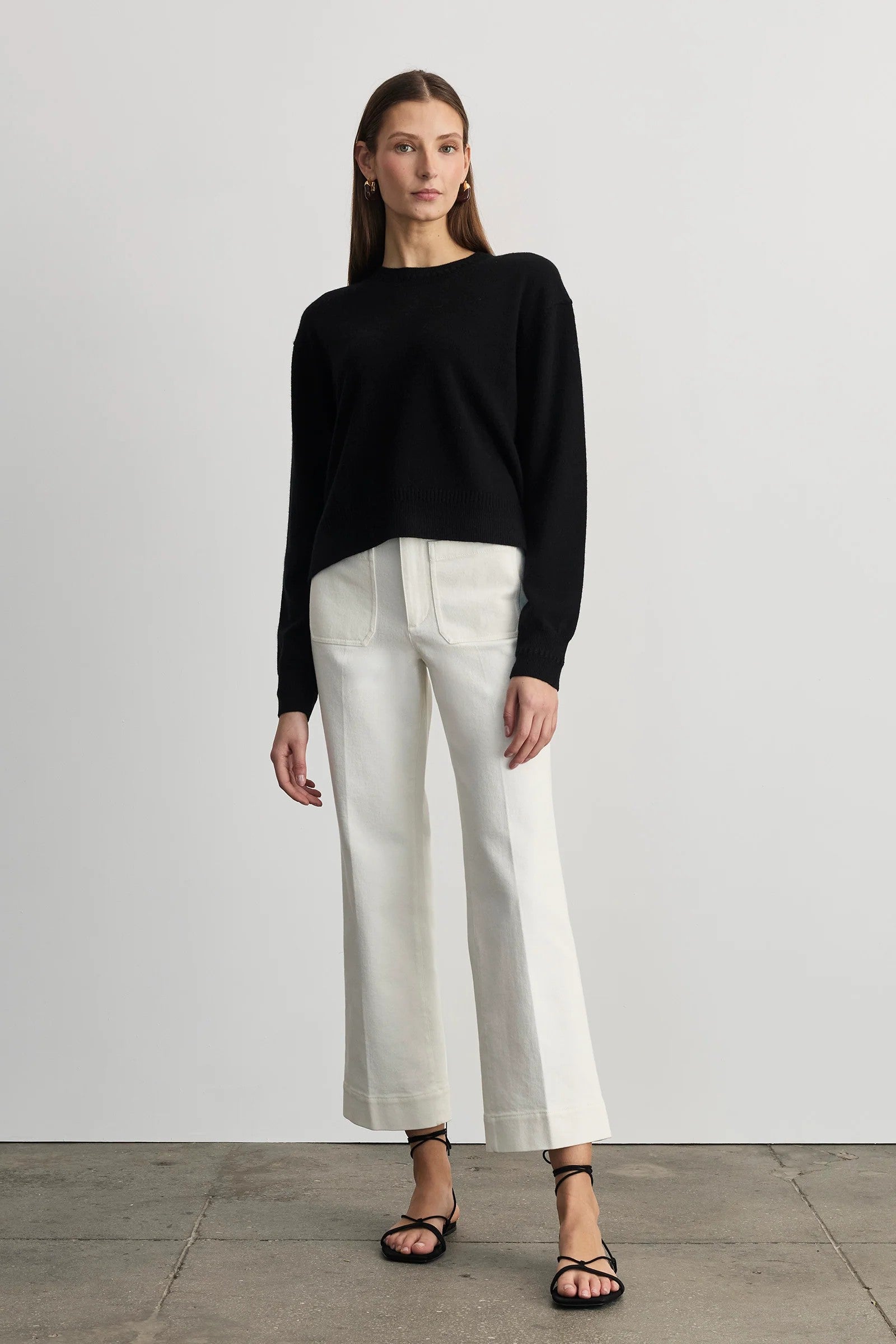 CROPPED NICOLE PANT - Pants - Sassanova