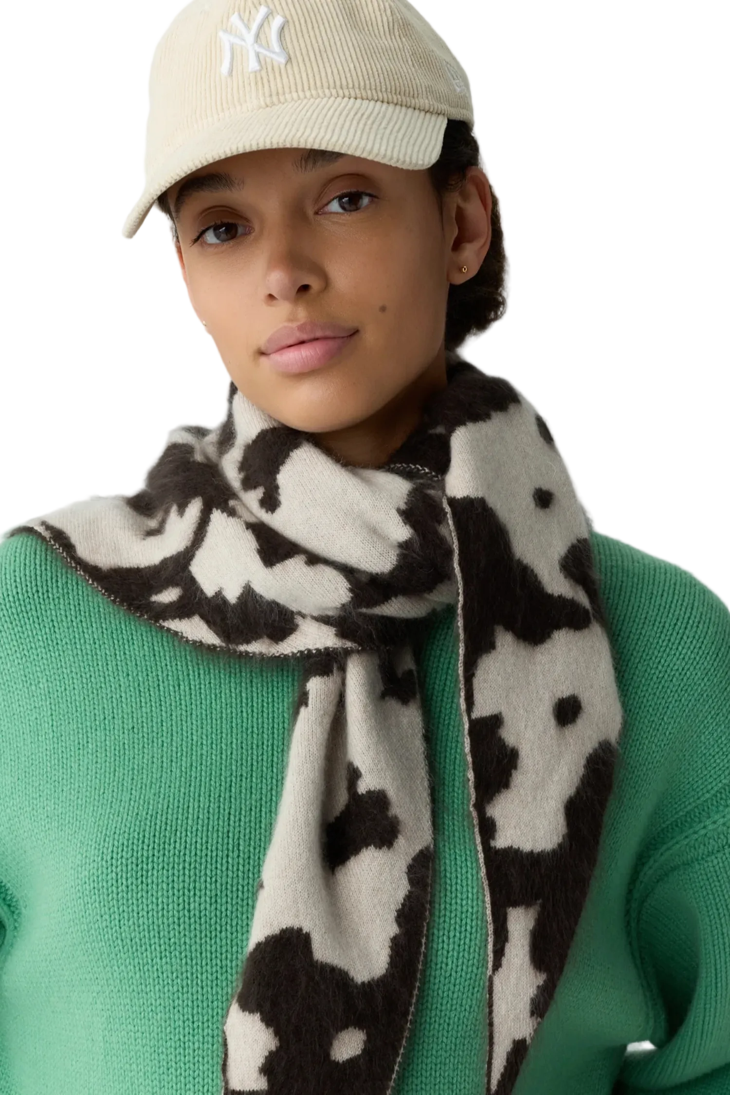 GRIZZLY COWHIDE WILD RAG Sassanova