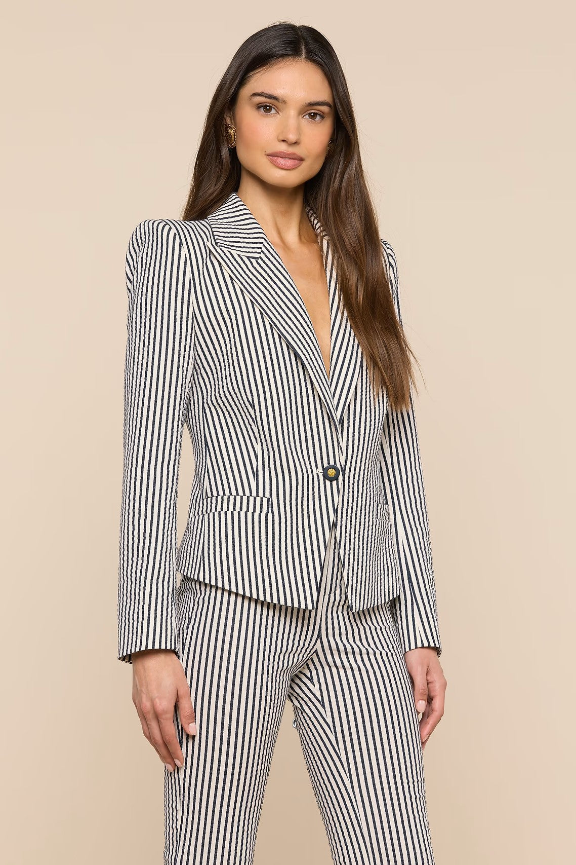MISA SHORT SINGLE BREASTED BLAZER - Jackets - Sassanova