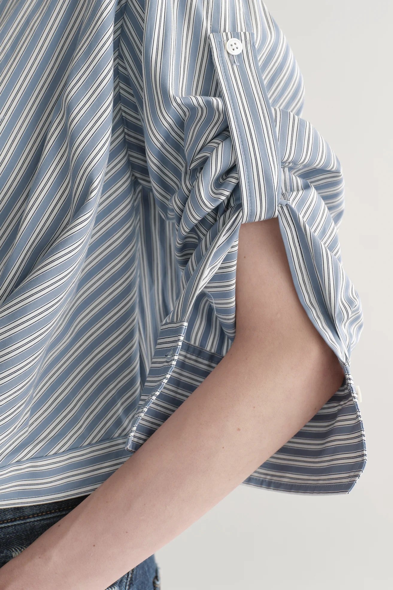 LEO TOP - Blouses - Sassanova