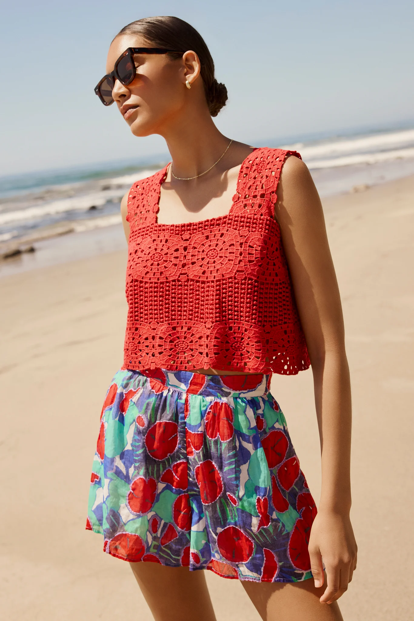 KEELEY TOP
sassanova