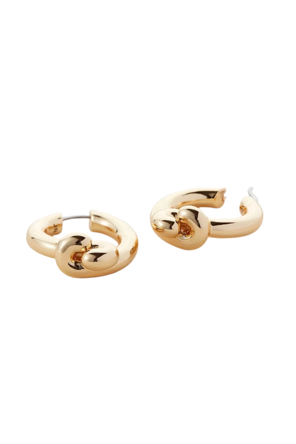 MAEVE HOOPS
sassanova