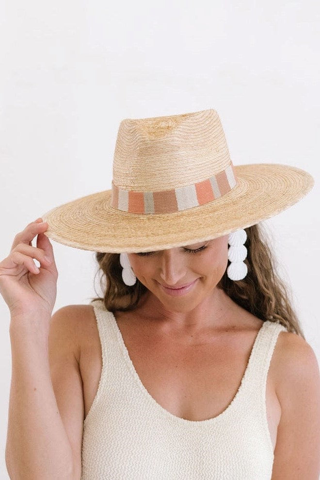 SUGAR CANE SEASHELL EARRINGS
sassanova