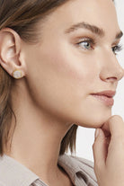 FLEUR DE LIS PAVE STUD - Earrings - Sassanova