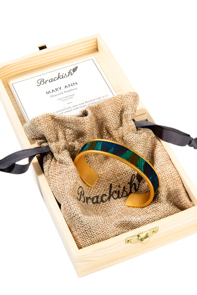 MARY ANN THIN CUFF - Bracelets - Sassanova