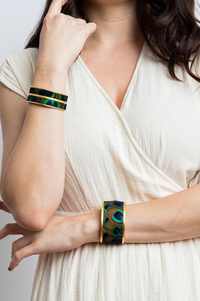 MARY ANN THIN CUFF - Bracelets - Sassanova