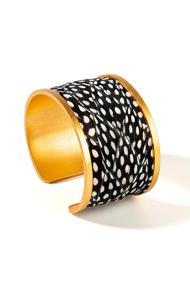 COURTNEY WIDE CUFF
sassanova