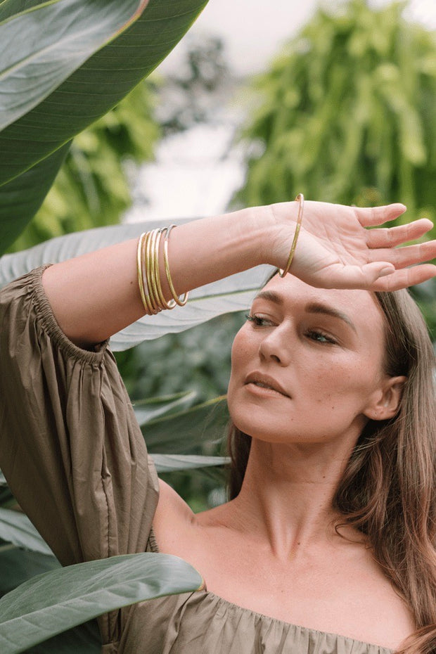SHINY GOLD HORN BANGLE SET- M/L